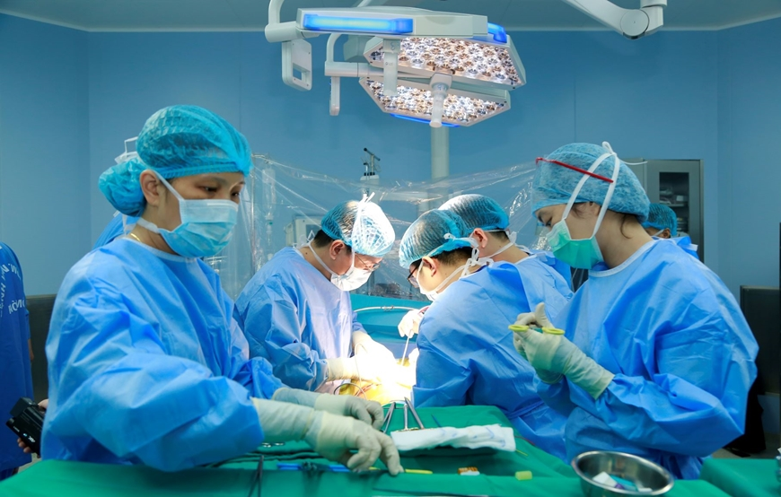 Ứng dụng thành tựu khoa học - công nghệ xây dựng nền y học quân sự hiện đại